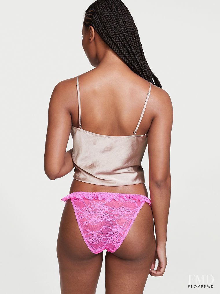 Victoria's Secret FW 2021 — Ange-Marie Moutambou #52