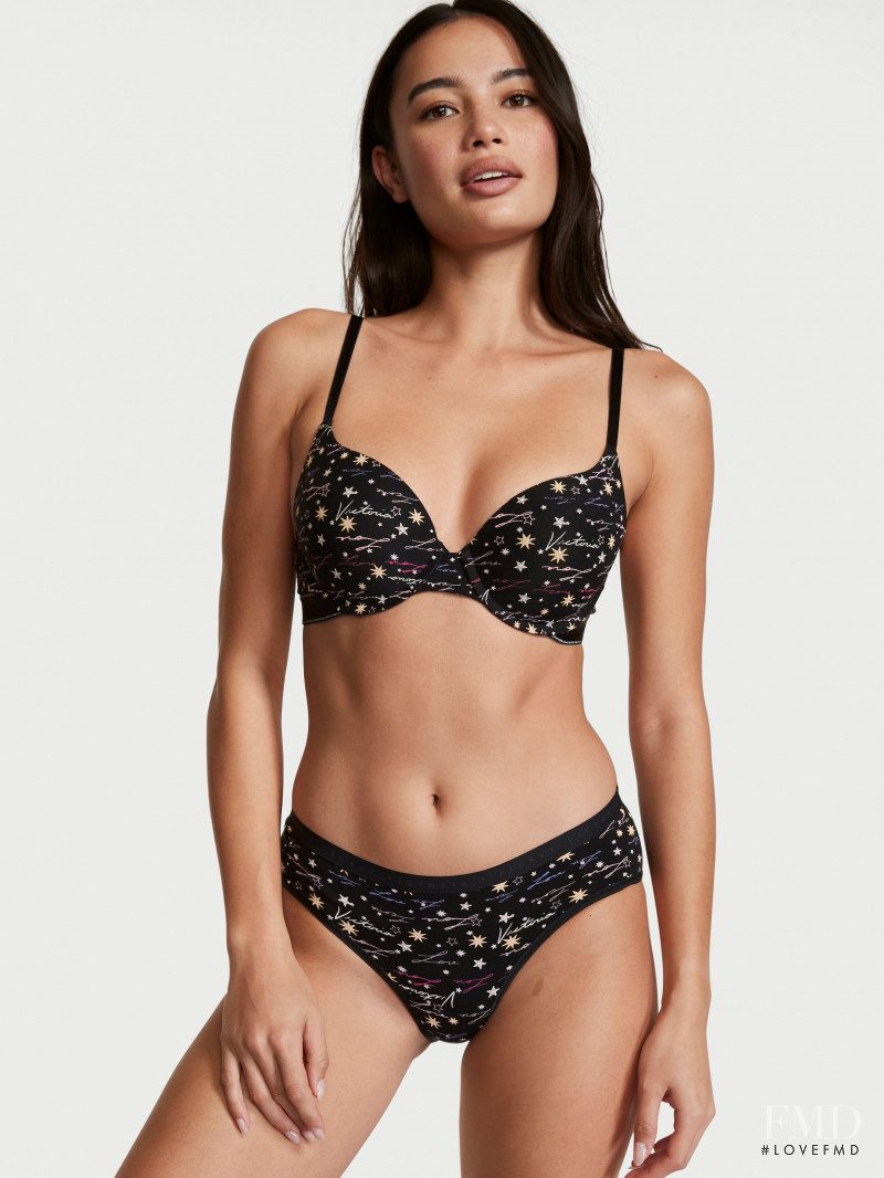 Victoria's Secret FW 2021 — Kelsey Merritt #19