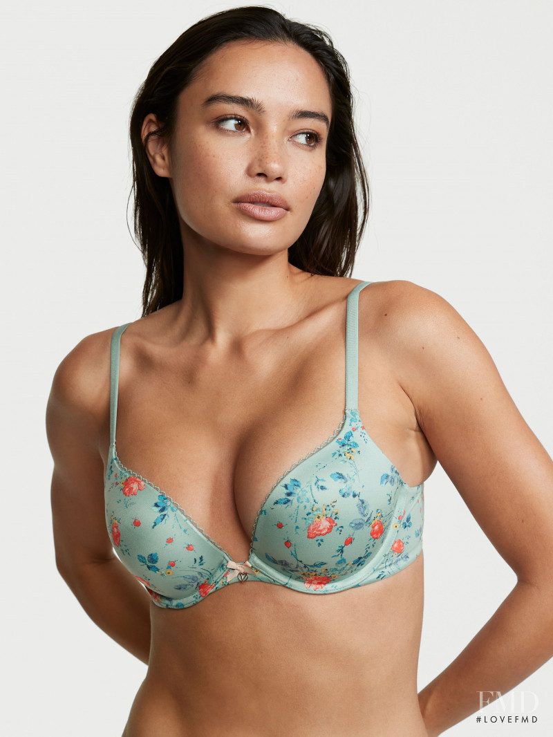 Victoria's Secret FW 2021 — Kelsey Merritt #94