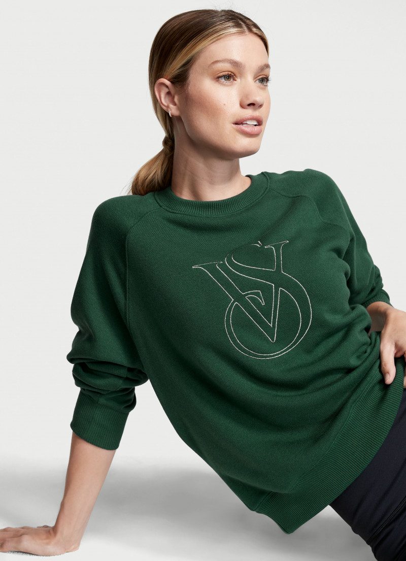 Victoria's Secret FW 2021 — Maggie Rawlins #80