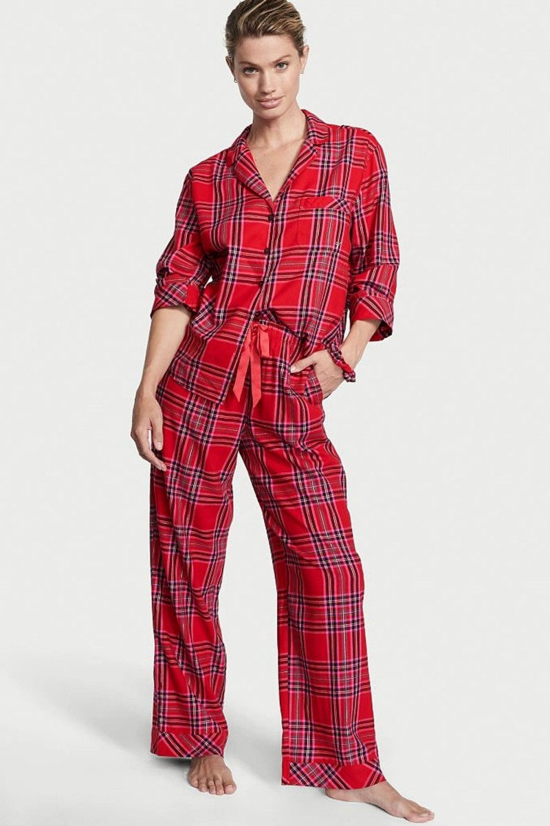 Victoria's Secret FW 2021 — Maggie Rawlins #100