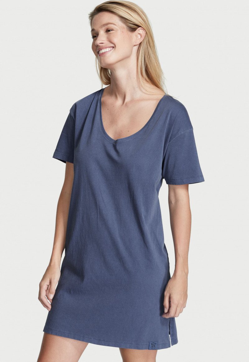 Victoria's Secret FW 2022 — Maggie Rawlins #141