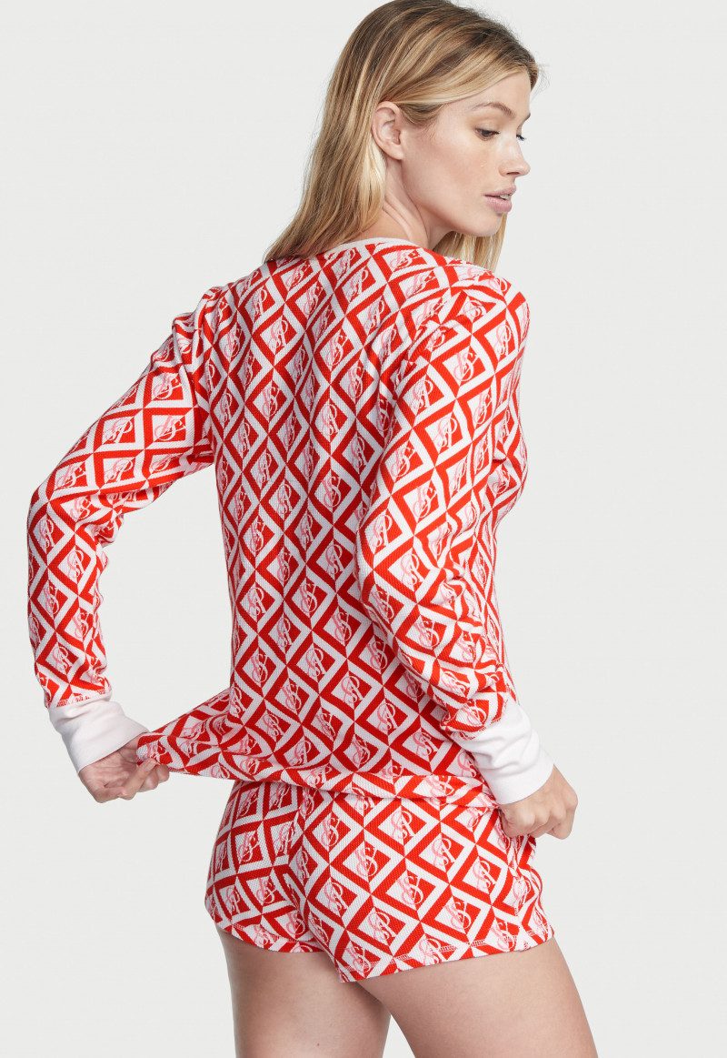 Victoria's Secret FW 2022 — Maggie Rawlins #172