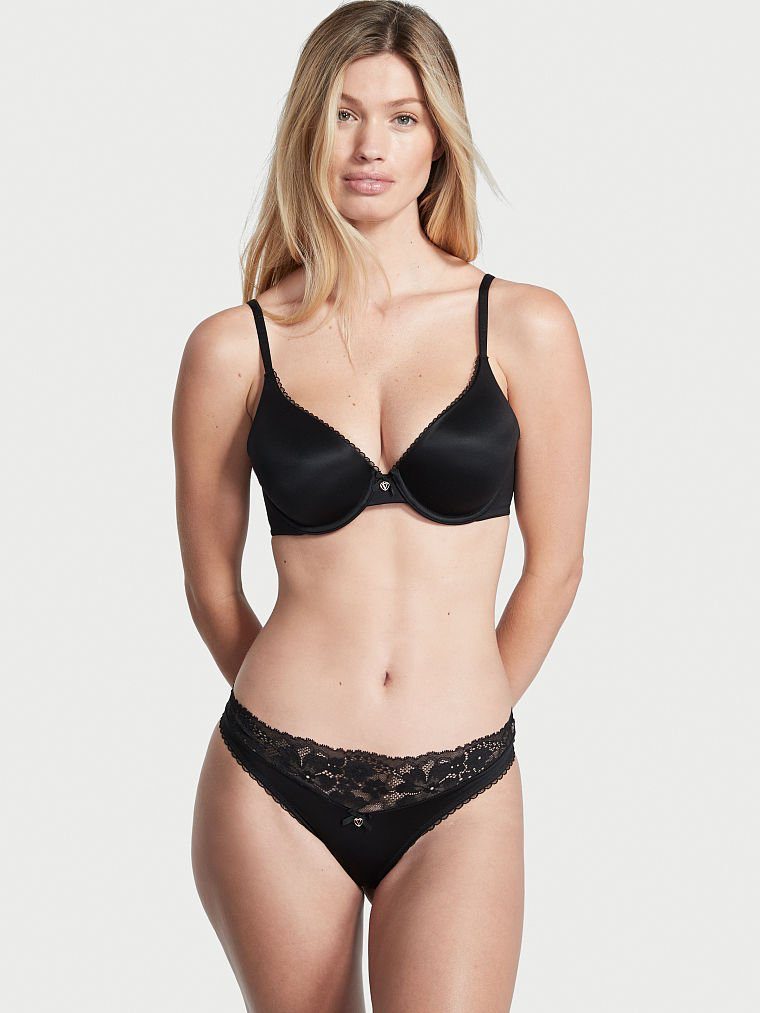 Victoria's Secret FW 2022 — Maggie Rawlins #240