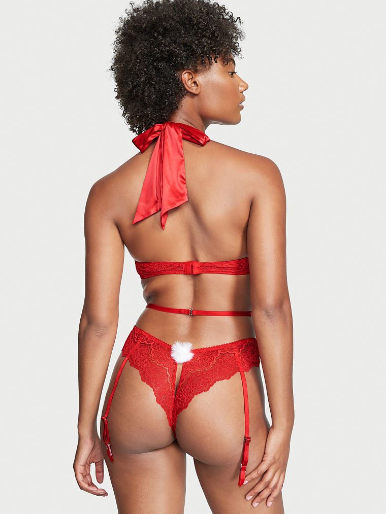 Victoria's Secret FW 2022 — Ange-Marie Moutambou #31