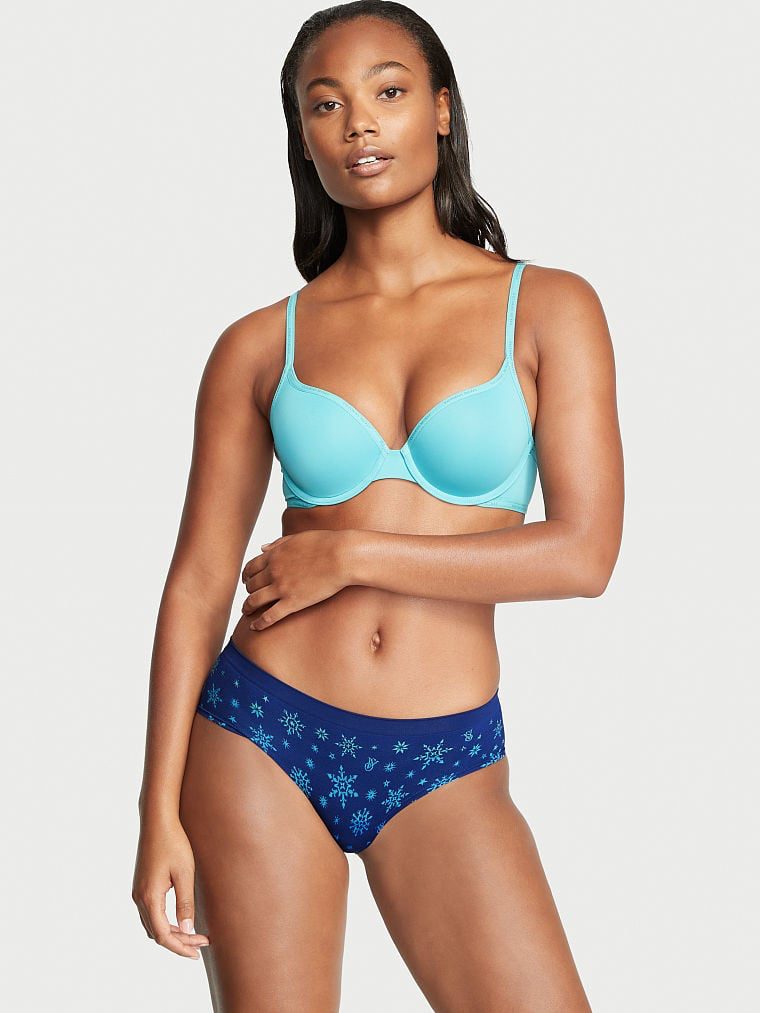 Victoria's Secret FW 2022 — Ange-Marie Moutambou #56