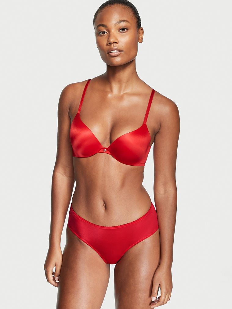 Victoria's Secret FW 2022 — Ange-Marie Moutambou #66