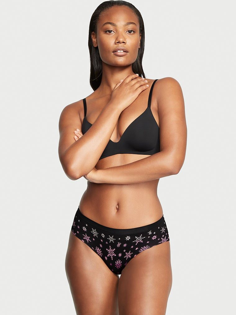 Victoria's Secret FW 2022 — Ange-Marie Moutambou #61