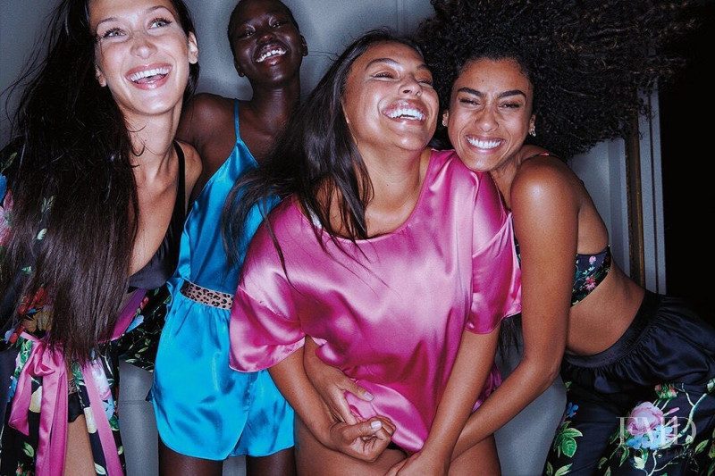 Victoria's Secret Holiday 2021 — Bella Hadid #7