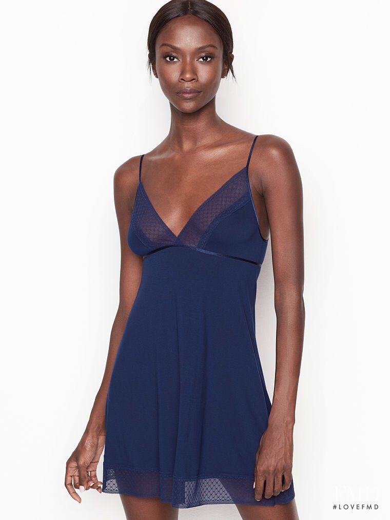 Victoria's Secret SS 2019 — Riley Montana #67
