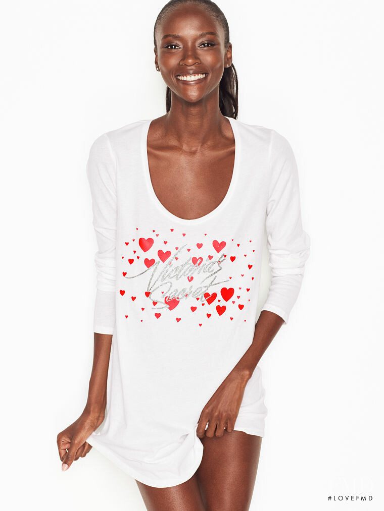 Victoria's Secret SS 2019 — Riley Montana #336
