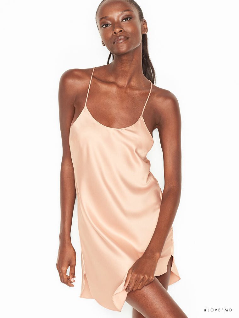 Victoria's Secret SS 2019 — Riley Montana #304
