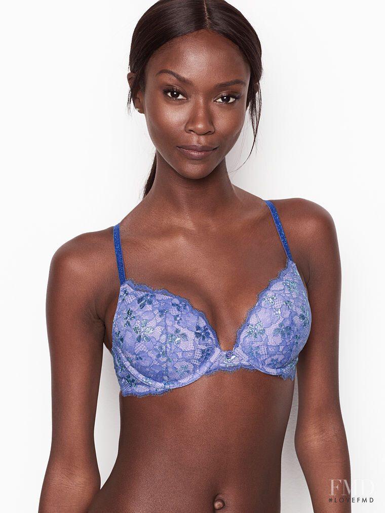 Victoria's Secret SS 2019 — Riley Montana #276