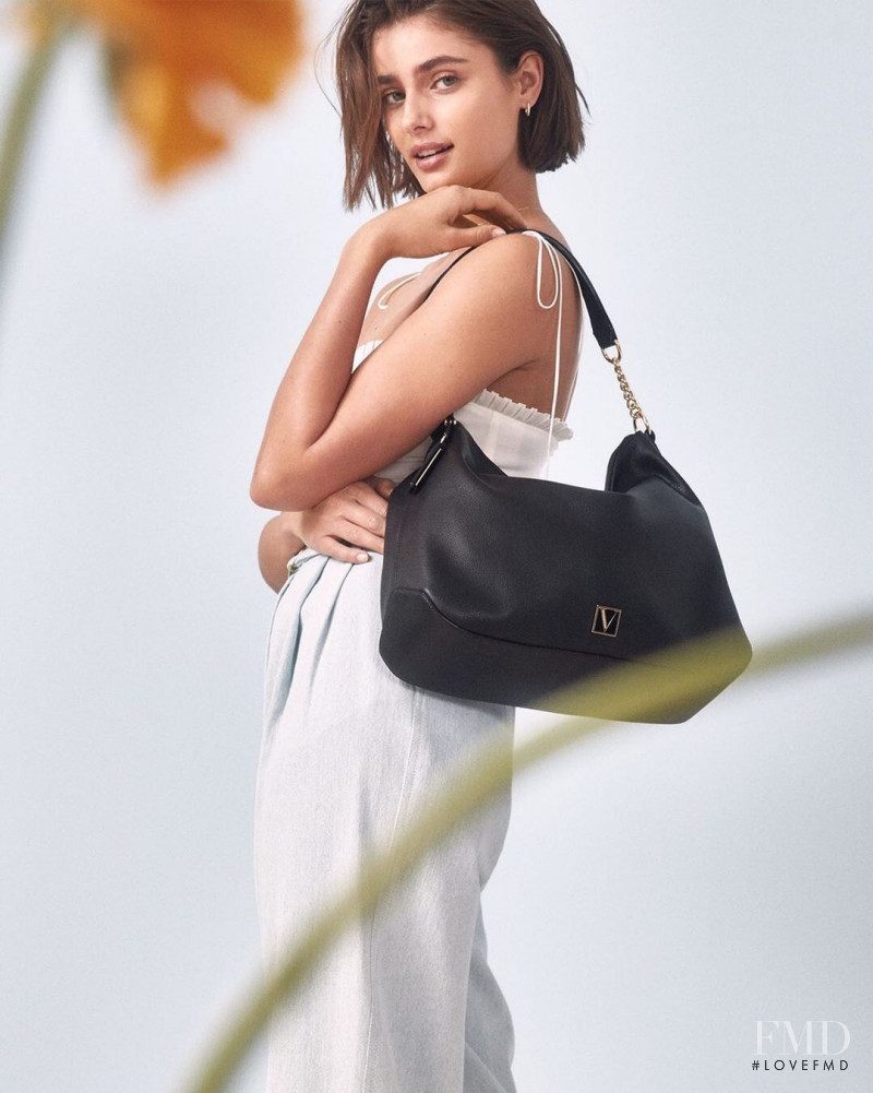 Victoria's Secret SS 2021 — Taylor Hill #38