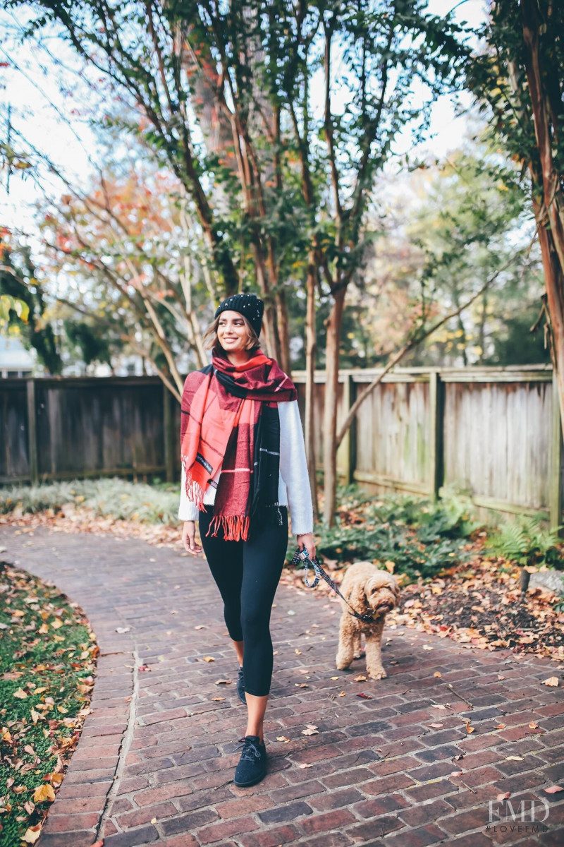 Victoria's Secret SS 2021 — Taylor Hill #43