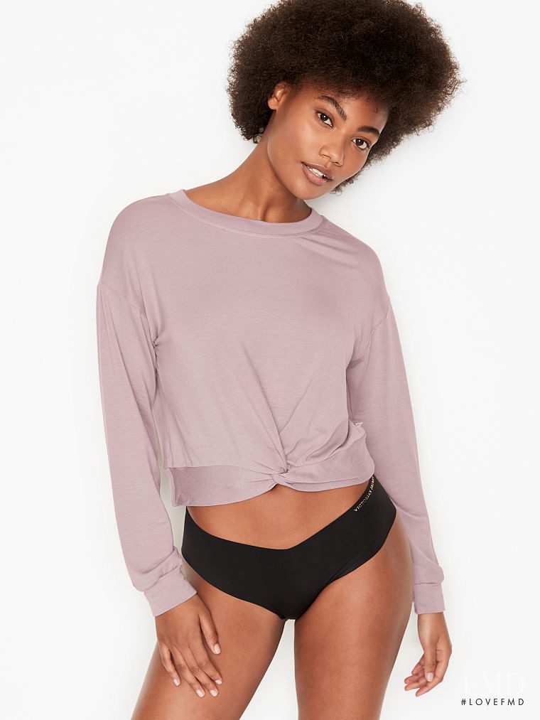 Victoria's Secret SS 2021 — Ange-Marie Moutambou #102