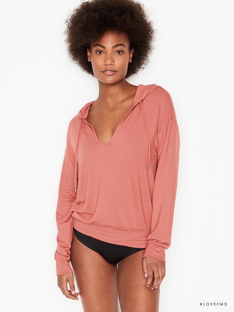 Victoria's Secret SS 2021 — Ange-Marie Moutambou #105