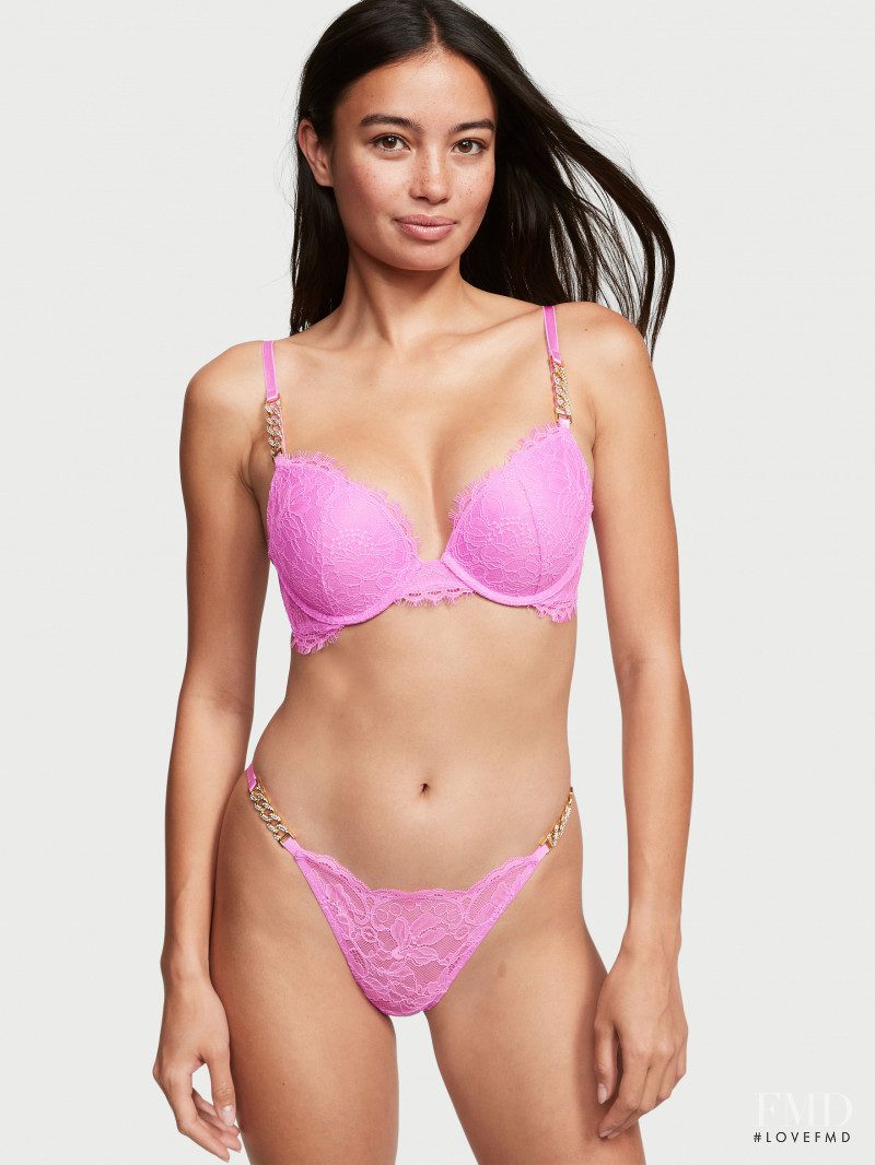 Victoria's Secret SS 2022 — Kelsey Merritt #12