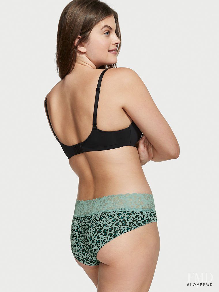 Victoria's Secret SS 2022 — Abbey Ries #52