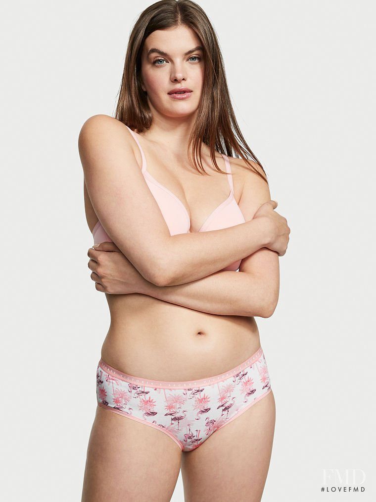 Victoria's Secret SS 2022 — Abbey Ries #6