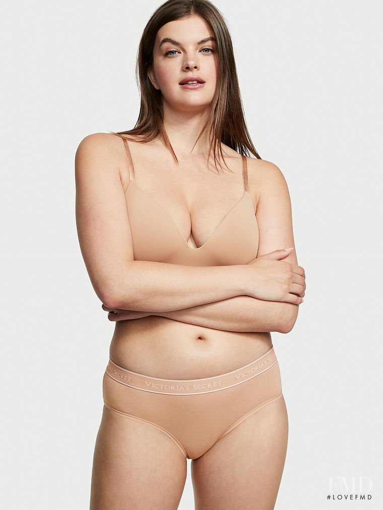 Victoria's Secret SS 2022 — Abbey Ries #14