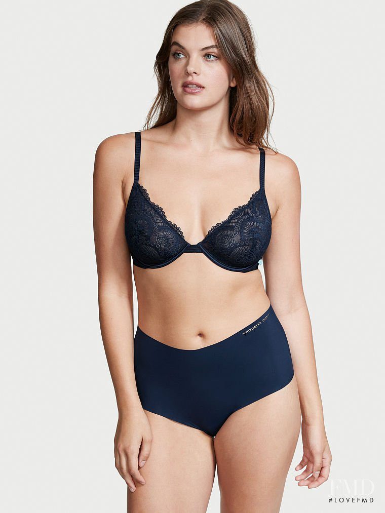 Victoria's Secret SS 2022 — Abbey Ries #83