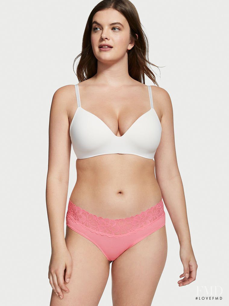 Victoria's Secret SS 2022 — Abbey Ries #60