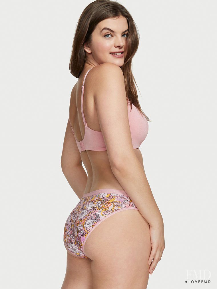 Victoria's Secret SS 2022 — Abbey Ries #79