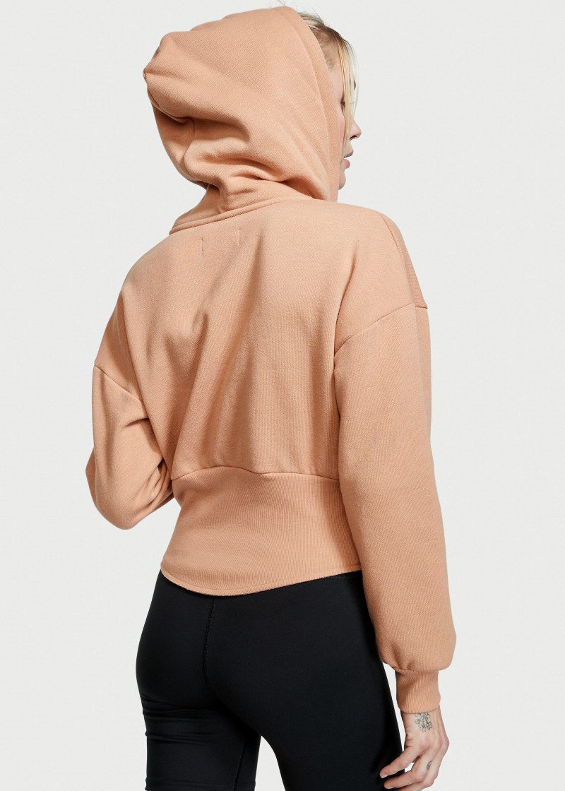 Victoria's Secret SS 2022 — Brooke Perry #11