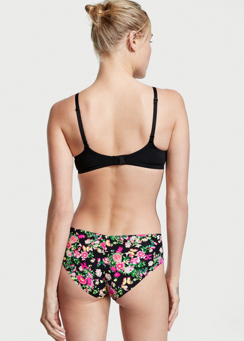 Victoria's Secret SS 2022 — Brooke Perry #45