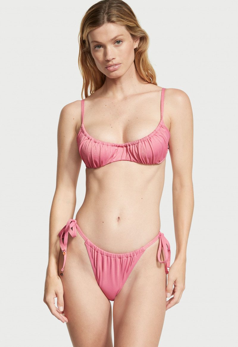 Victoria's Secret SS 2022 — Maggie Rawlins #131