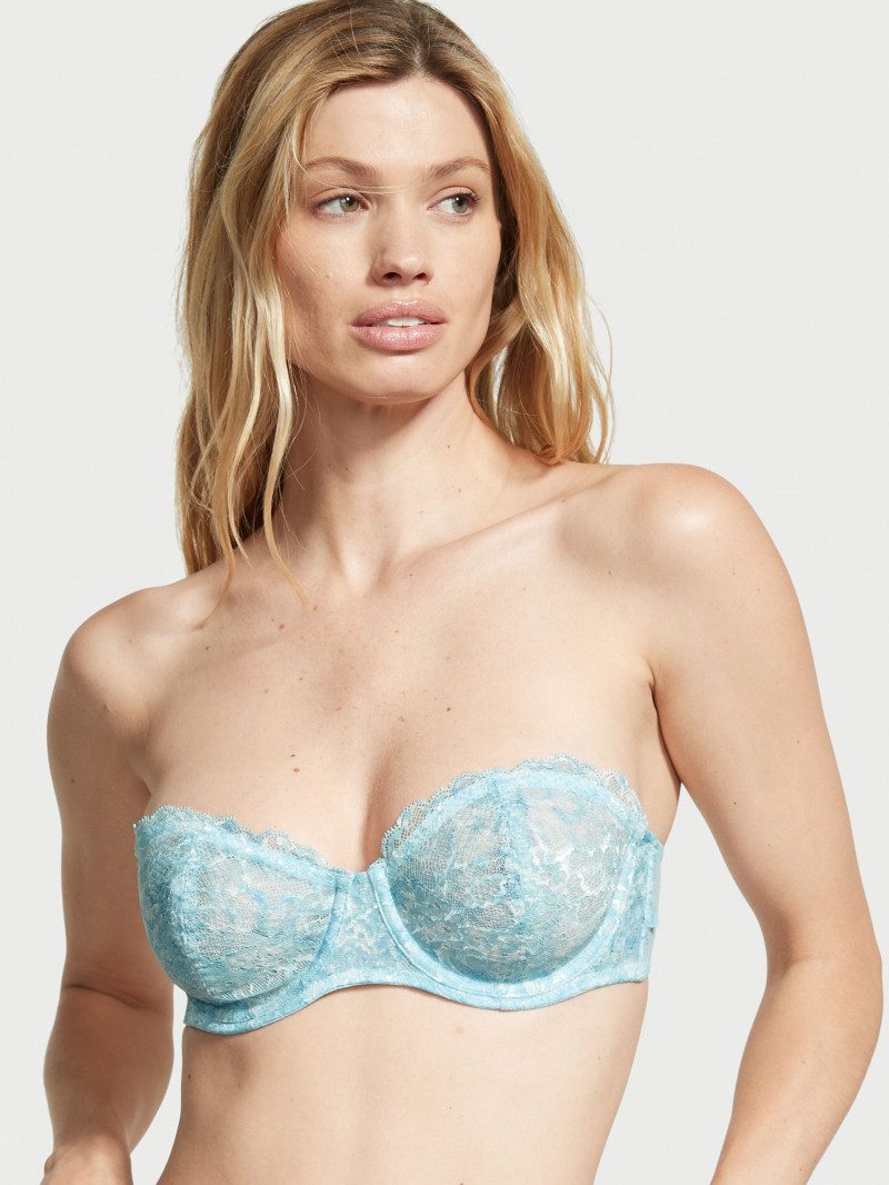 Victoria's Secret SS 2022 — Maggie Rawlins #96