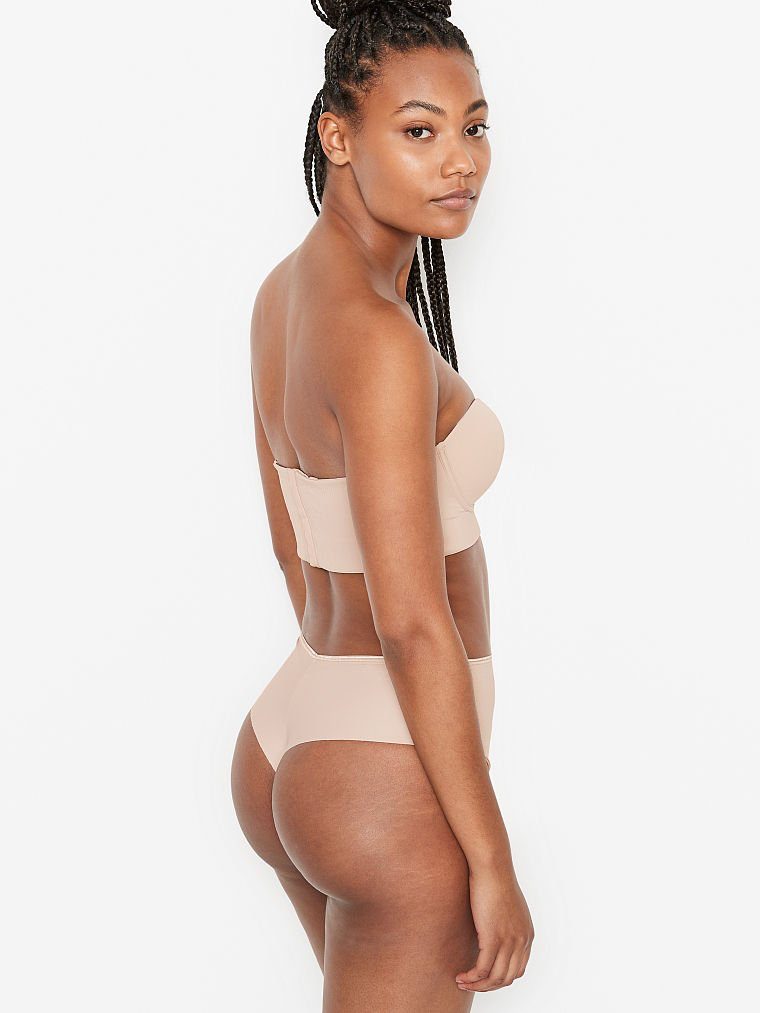 Victoria's Secret SS 2022 — Ange-Marie Moutambou #78