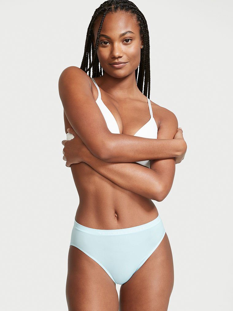 Victoria's Secret SS 2022 — Ange-Marie Moutambou #92