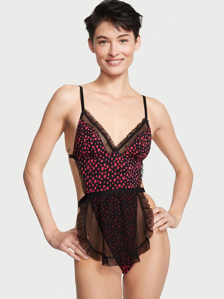 Victoria's Secret SS 2023 — Grace Elizabeth #33