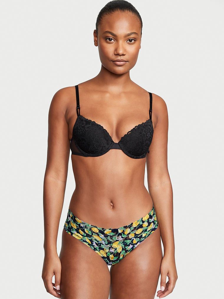 Victoria's Secret SS 2023 — Ange-Marie Moutambou #58