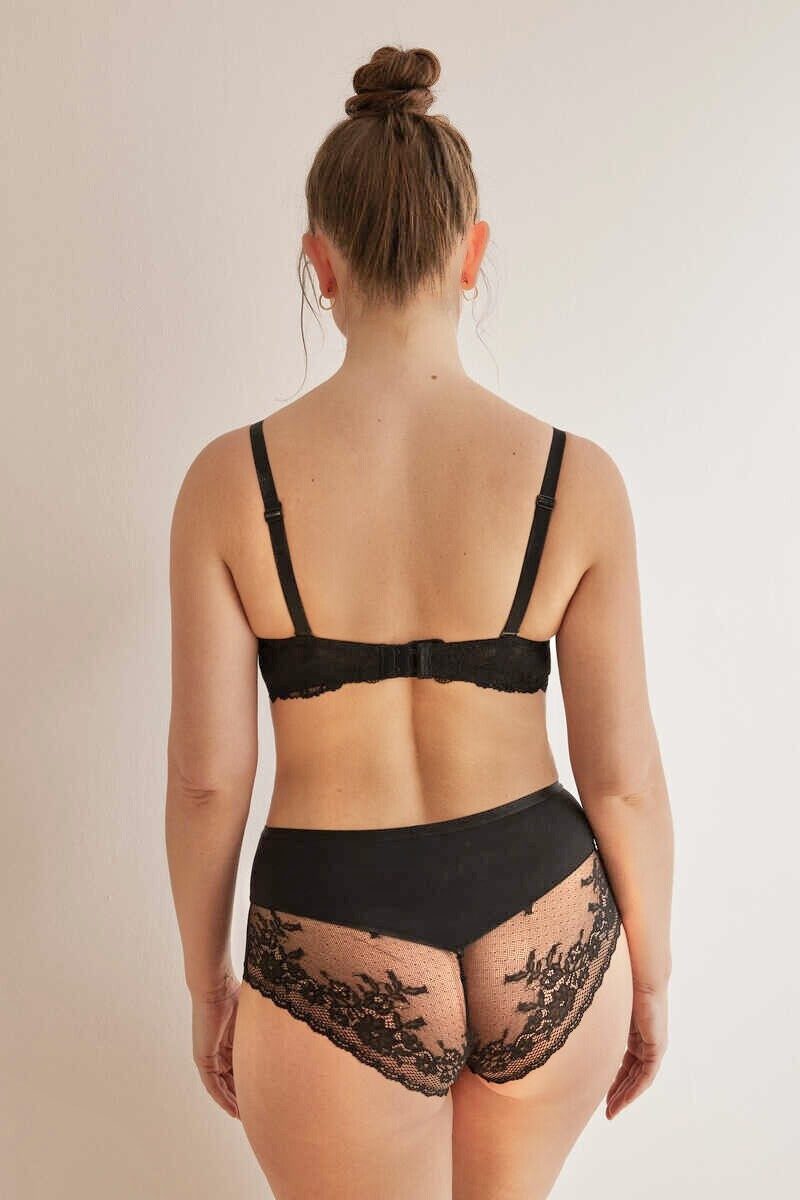 Women'secret SS 2025 — Sabrina Laporte #11