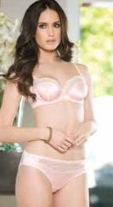 Affinitas Intimates p.44 crop 137